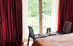 Cloud & Mist Inn-Stay With Mountain Views In Kotagiri, Near Ooty